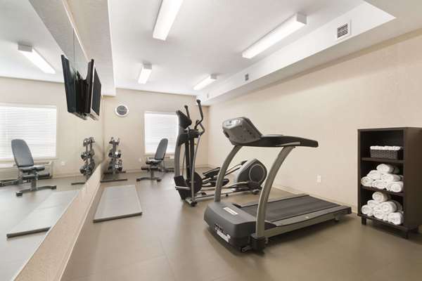 Fitness/ Exercise Room - Days Inn Medicine Hat