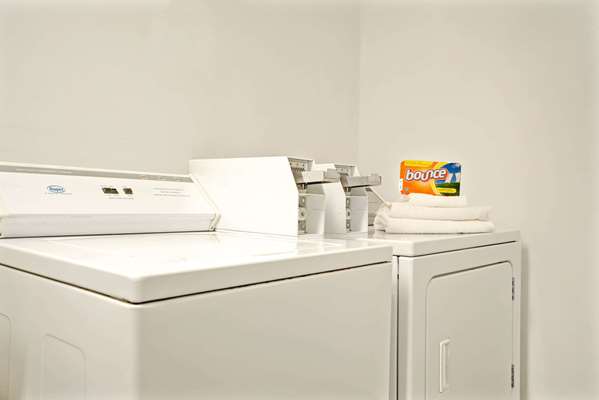  - Travelodge Shakopee