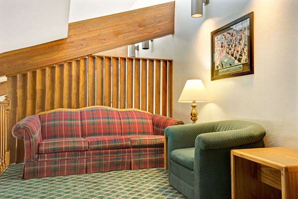  - Travelodge Shakopee