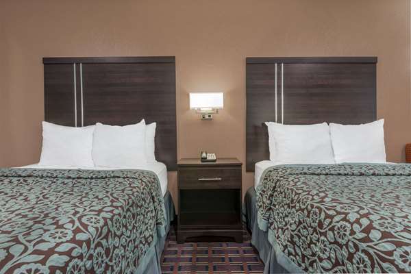  - Days Inn Maumee - I-80 & I-90, Exit 59