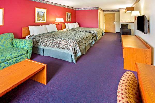 - Days Inn & Suites Gresham