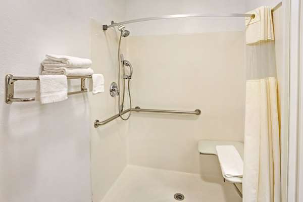  - Days Inn & Suites Gresham