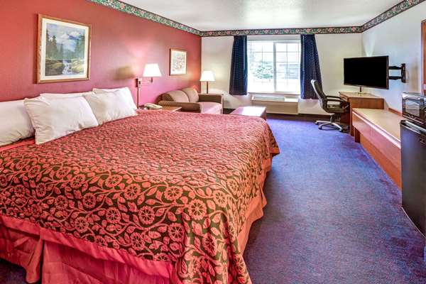 Suite - Days Inn & Suites Gresham