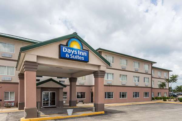 Exterior view - Days Inn & Suites Morris - I-80, Exit 112