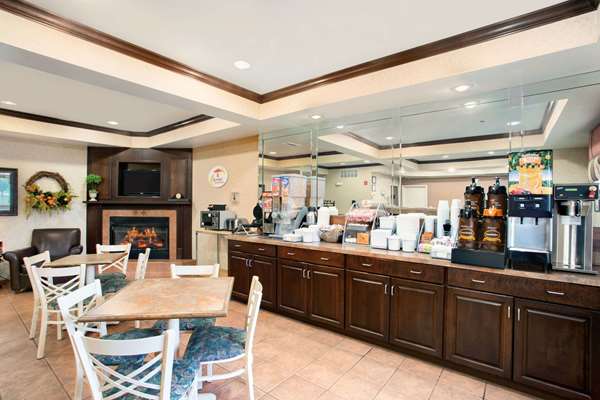  - Super 8 Hotel Grayville