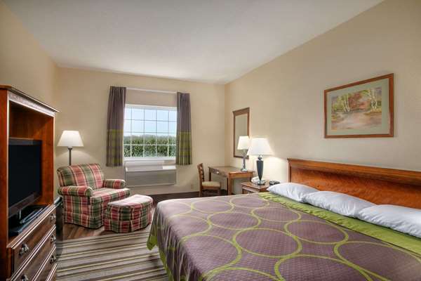 - Super 8 Hotel Grayville
