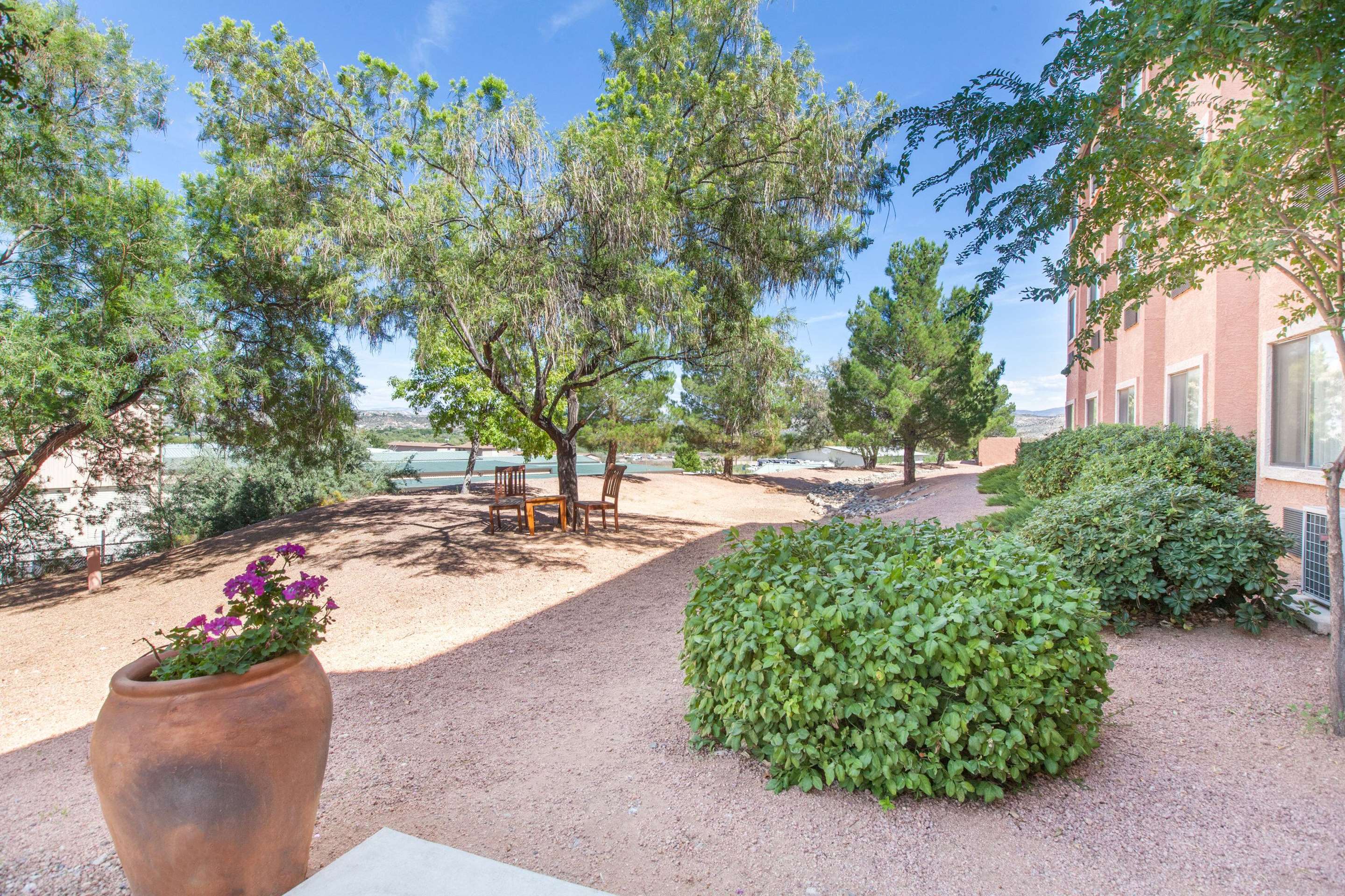 Patio | Days Inn by Wyndham Camp Verde Arizona