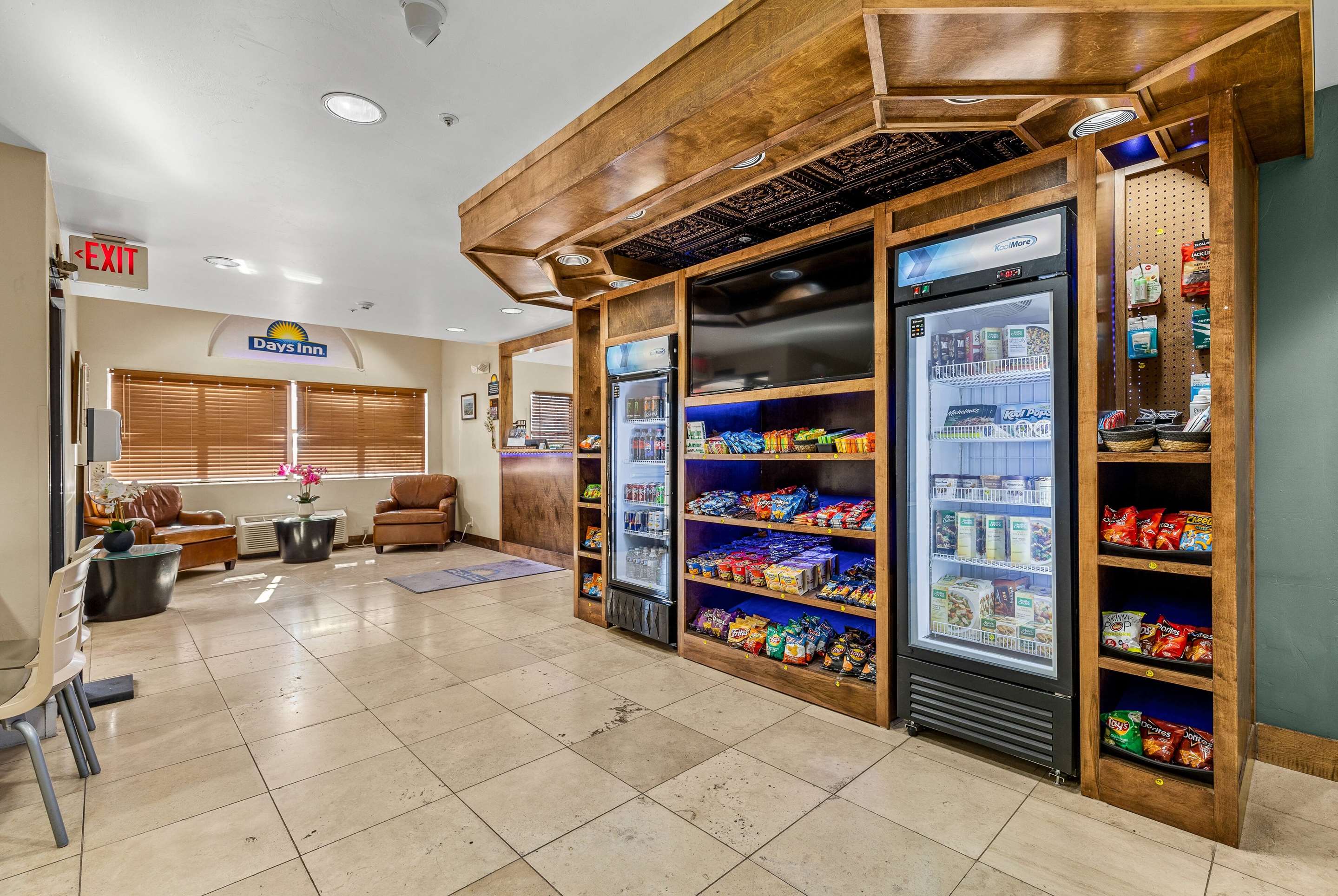 Lobby | Days Inn by Wyndham Camp Verde Arizona