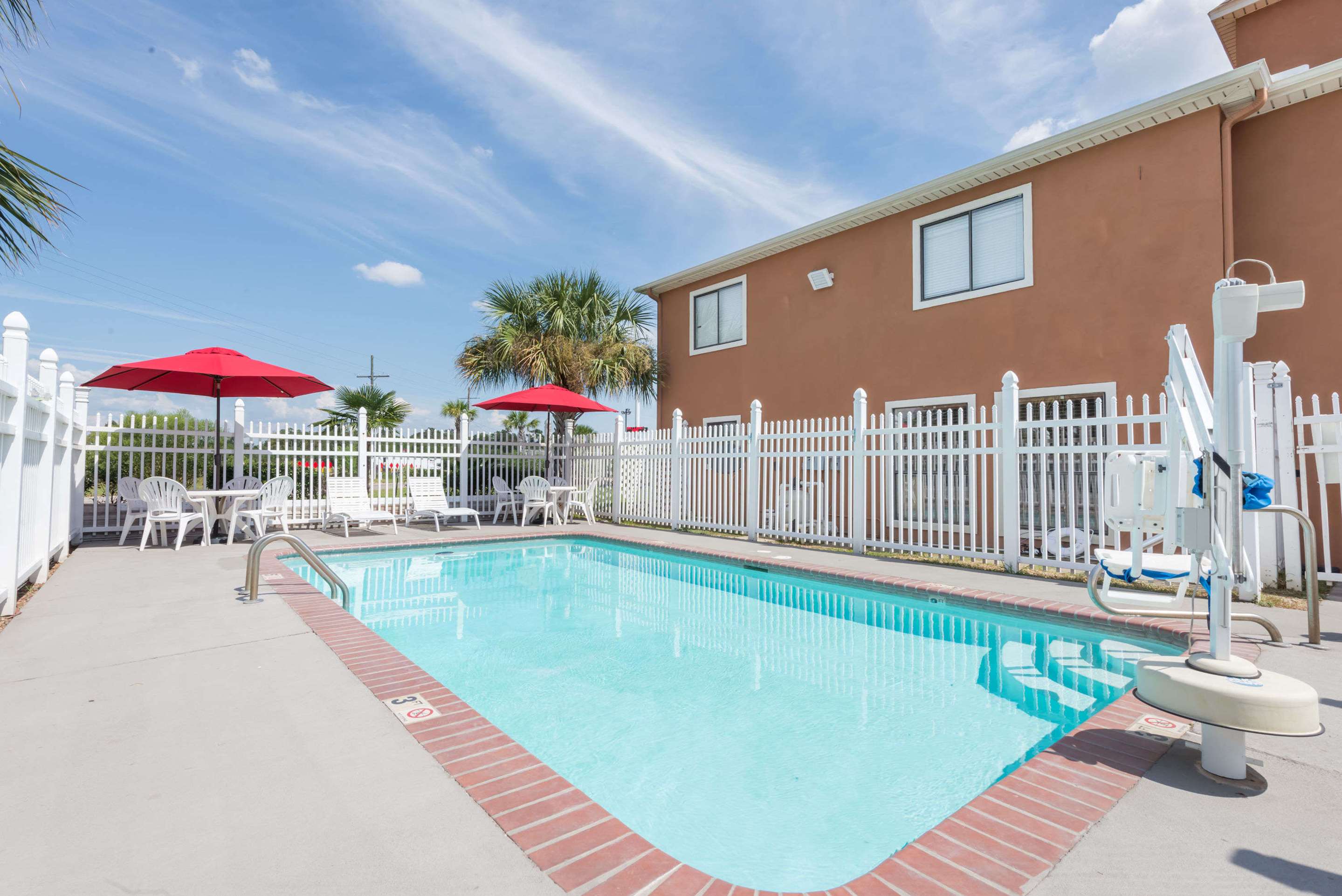 Pool | Days Inn by Wyndham Sulphur LA