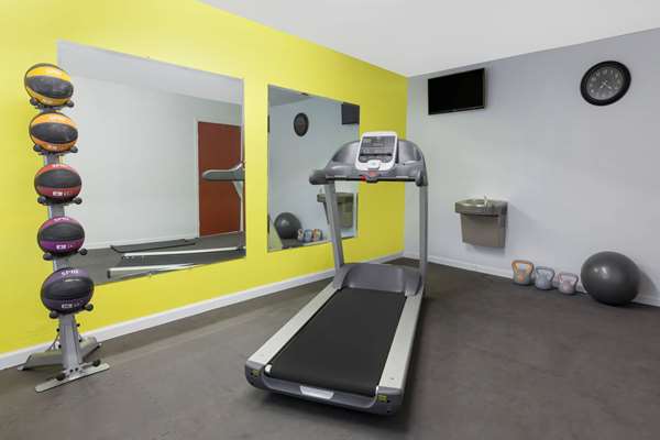 Fitness/ Exercise Room - Days Inn Ardmore