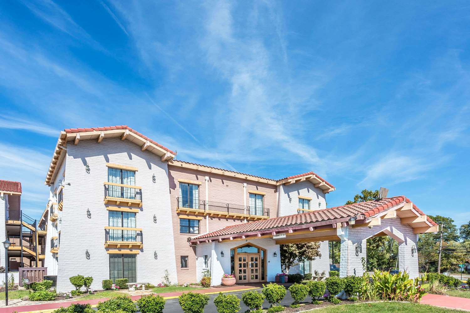 Read more suggest edits to improve what we show. Days Inn Richmond South, VA See Discounts