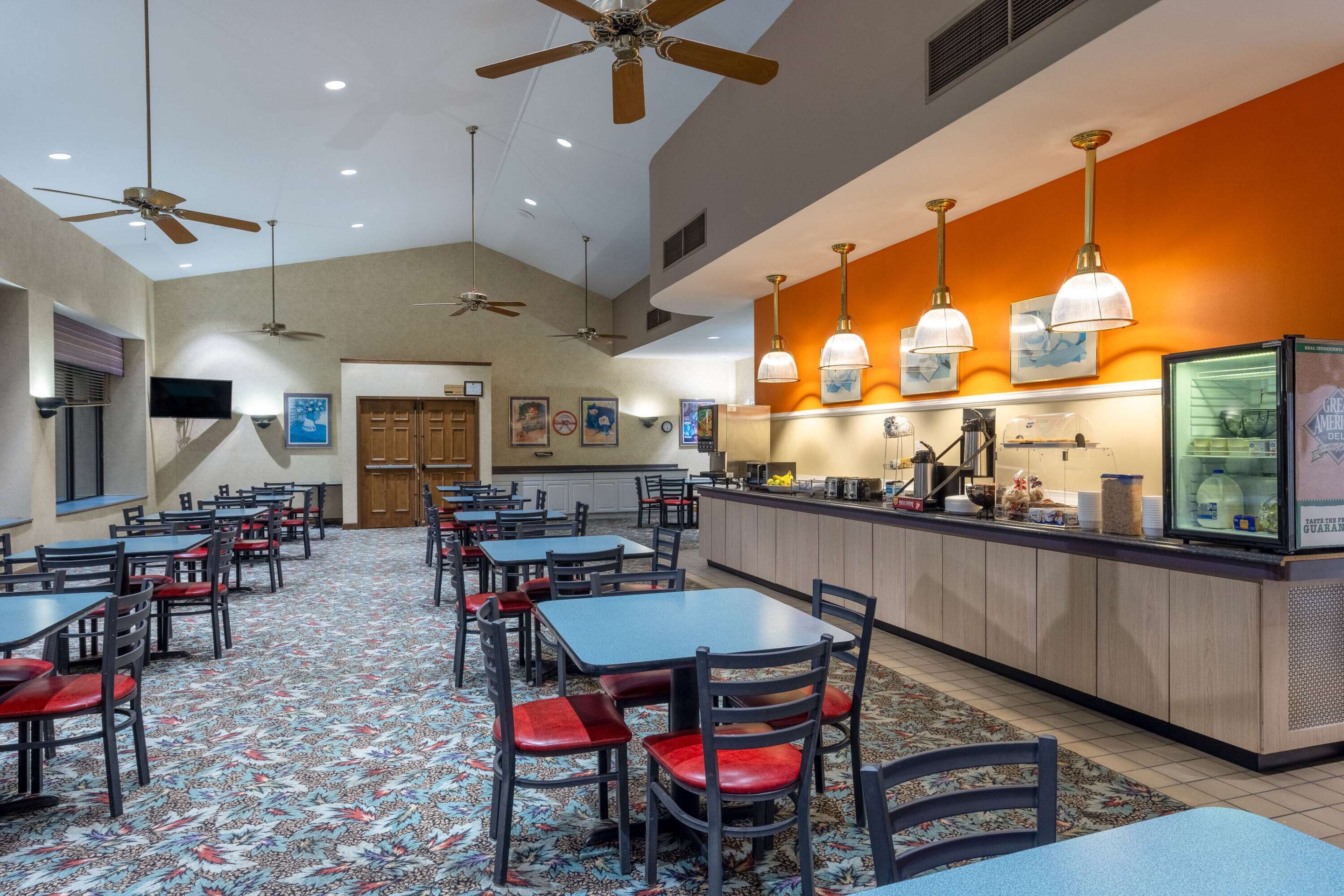 Property amenity | Howard Johnson by Wyndham Salem Hotel & Conference Center