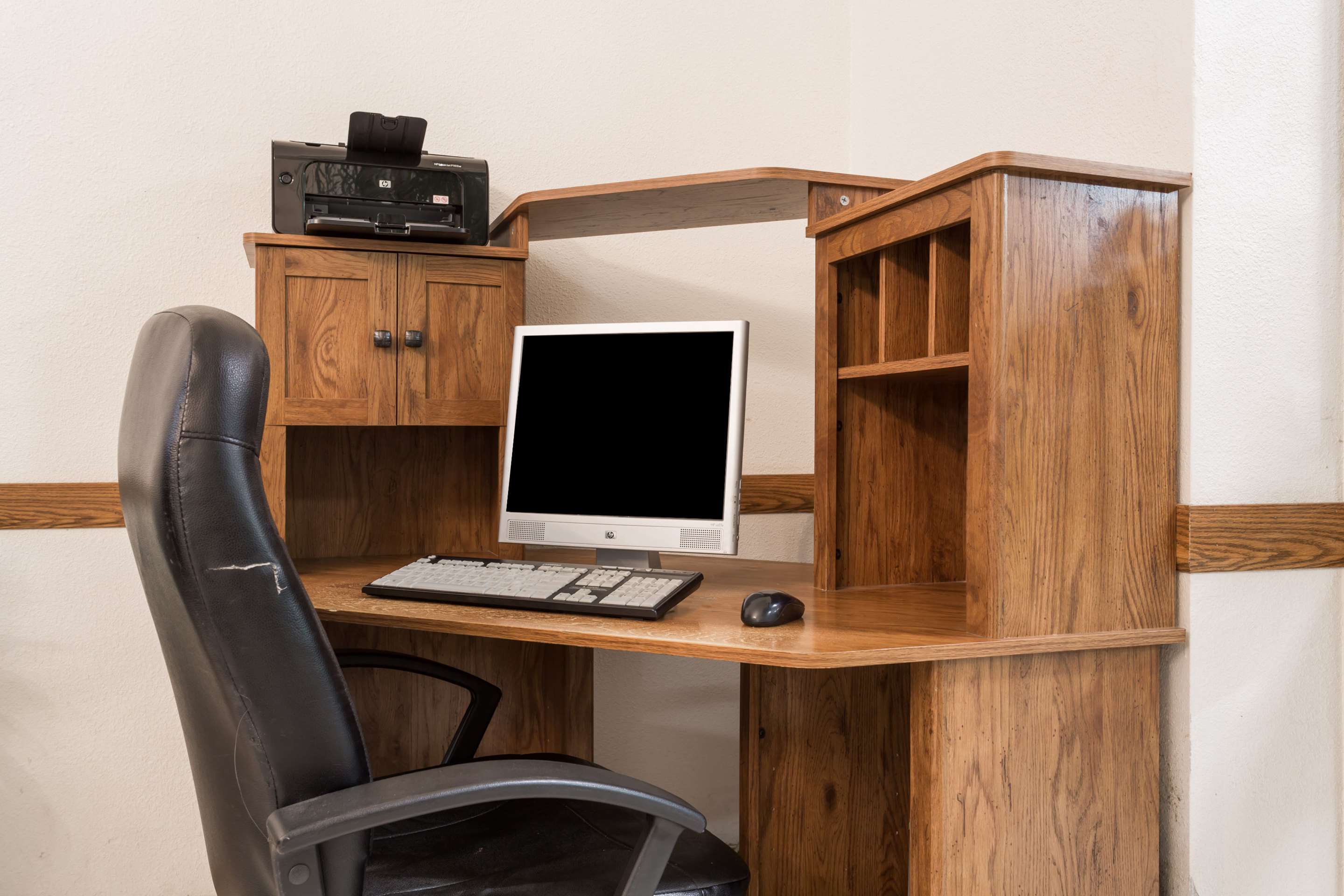 Business Center | Days Inn by Wyndham Evanston WY