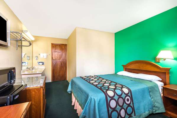  - Super 8 Motel Dayton Intl Airport Vandalia - I-75, Exit 63