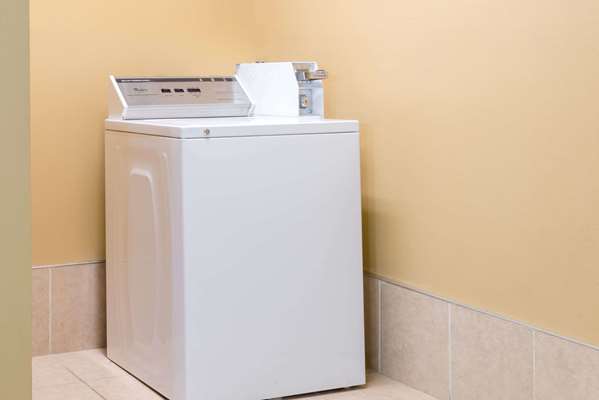  - Super 8 Motel Dayton Intl Airport Vandalia - I-75, Exit 63