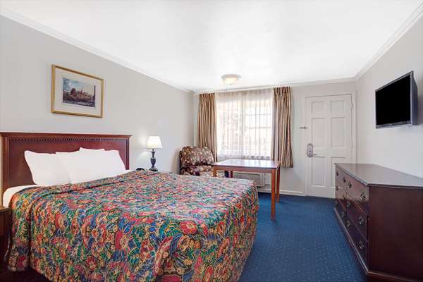  - Days Inn Everett - I-5, Exit 189