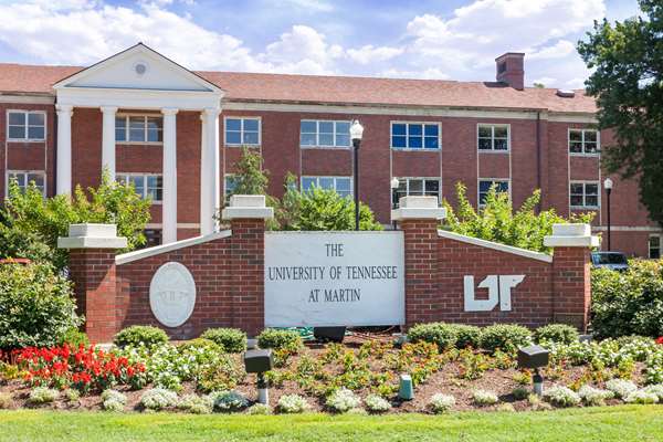 Exterior view - Days Inn Martin