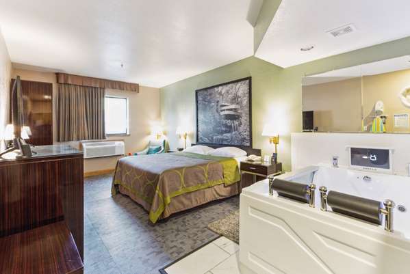  - Super 8 Hotel Uniontown