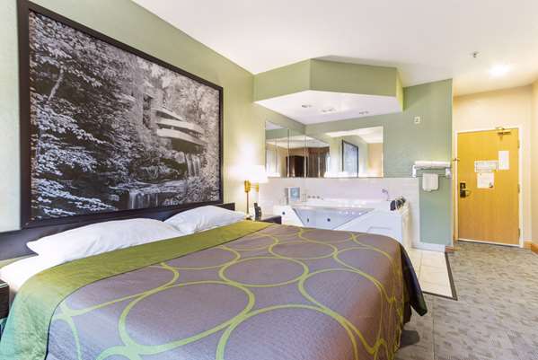  - Super 8 Hotel Uniontown