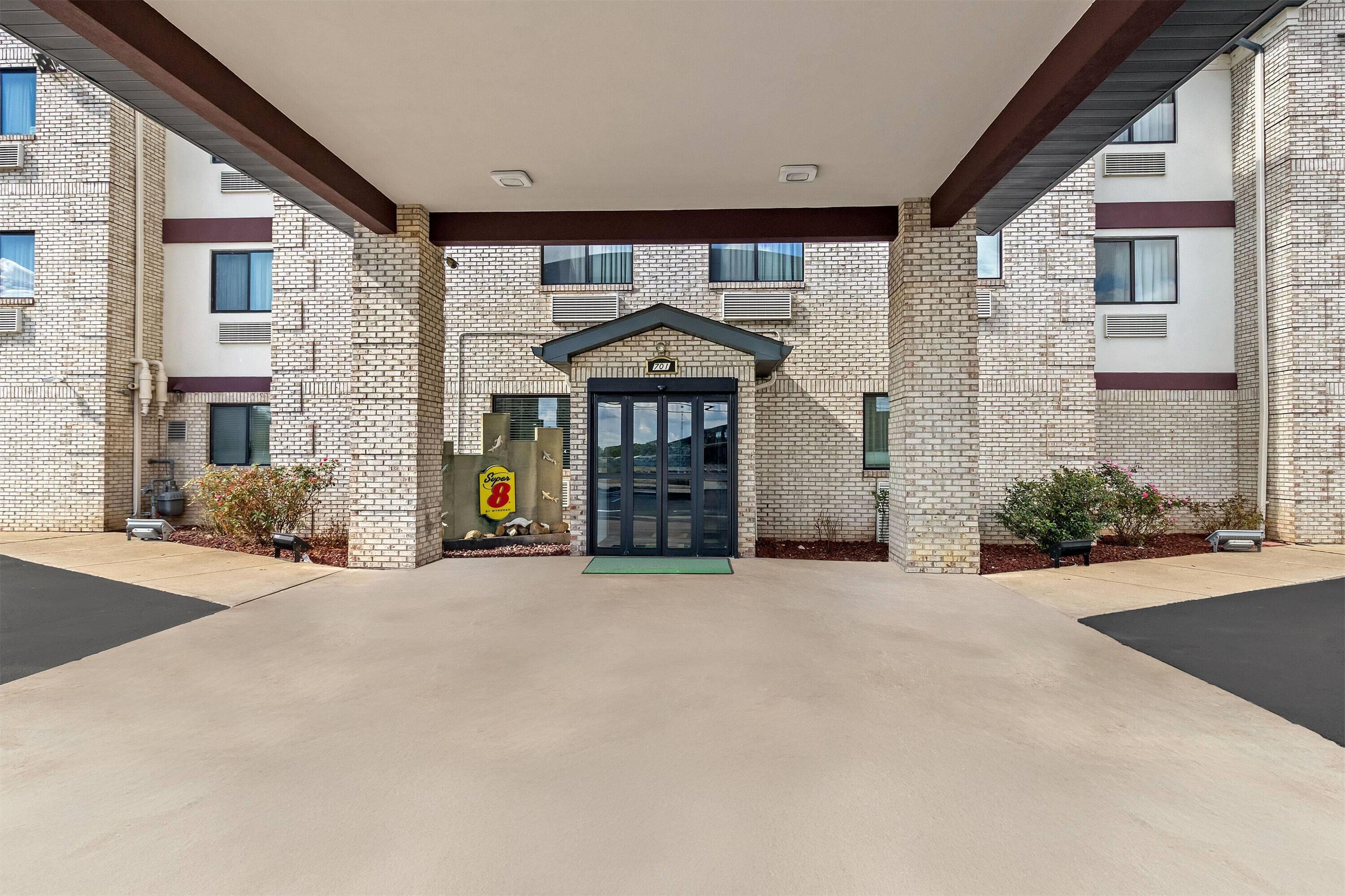 Exterior | Super 8 by Wyndham Uniontown