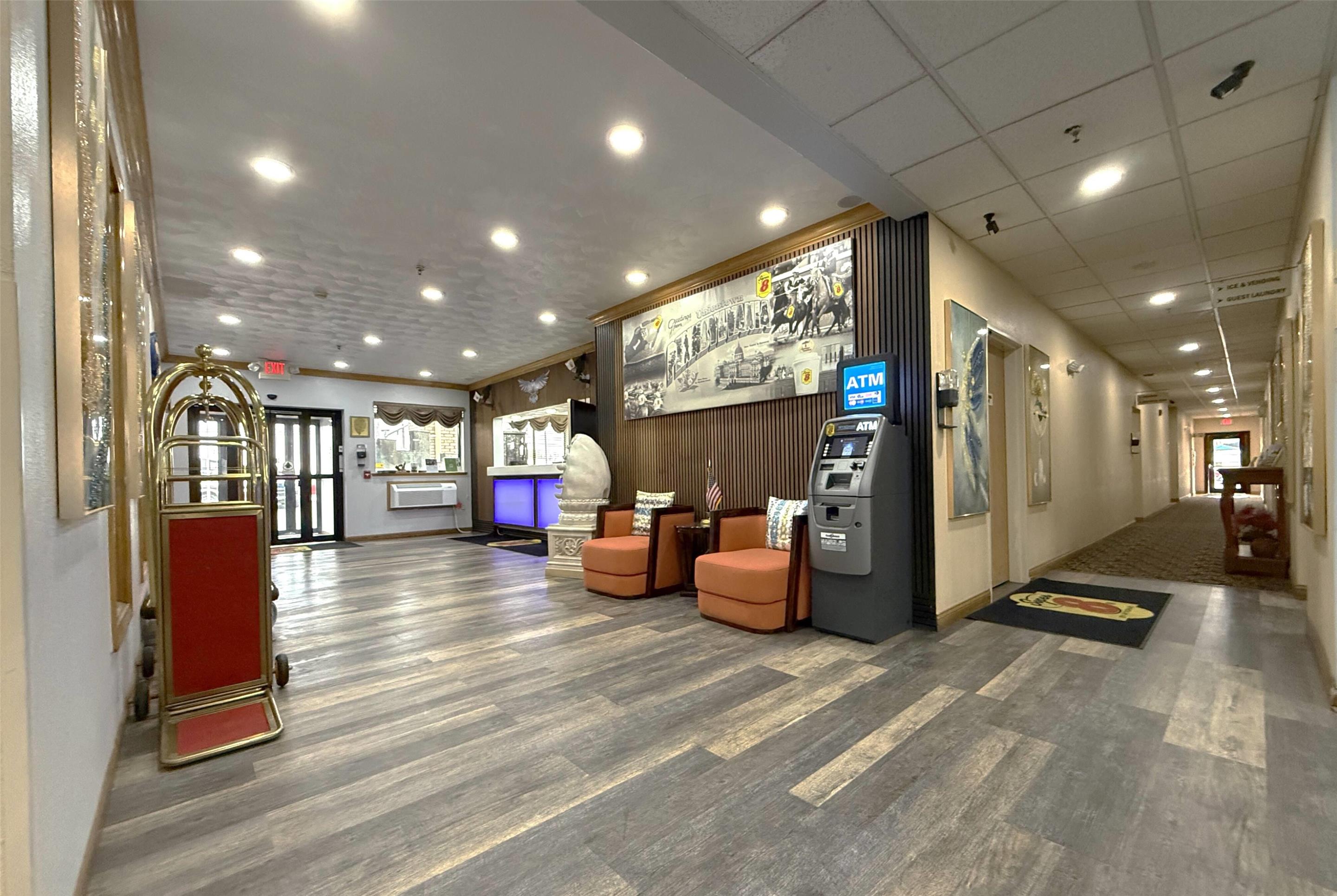 Lobby | Super 8 by Wyndham Uniontown