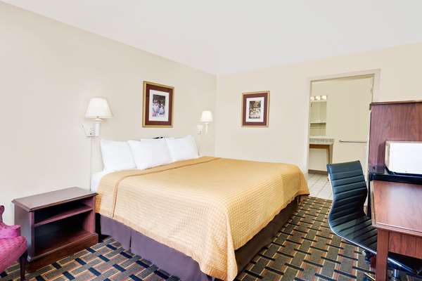  - Days Inn North Spartanburg - I-85, Exit 75