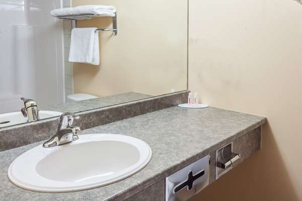  - Super 8 Hotel Amherst