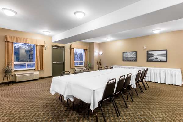  - Super 8 Hotel Amherst