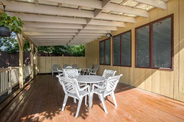  - Knights Inn Binghamton Endwell