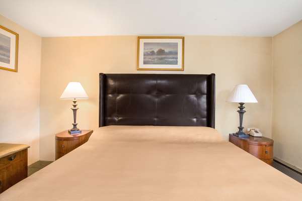  - Knights Inn Binghamton Endwell