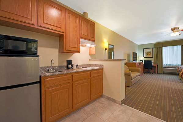  - Super 8 Hotel Airport North Austin