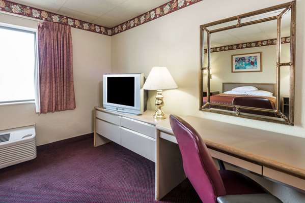  - Travelodge Platte City