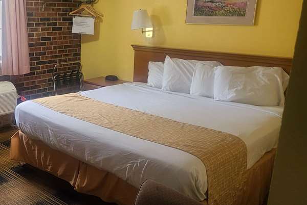  - Travelodge Platte City