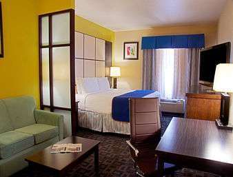  - Super 8 Hotel DFW Airport North Irving