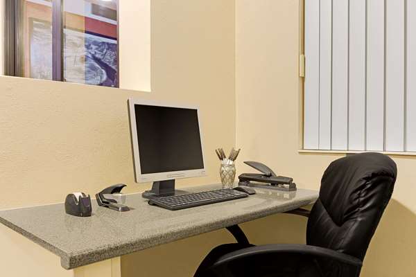  - Super 8 Hotel Grant Road Tucson - I-10, Exit 256