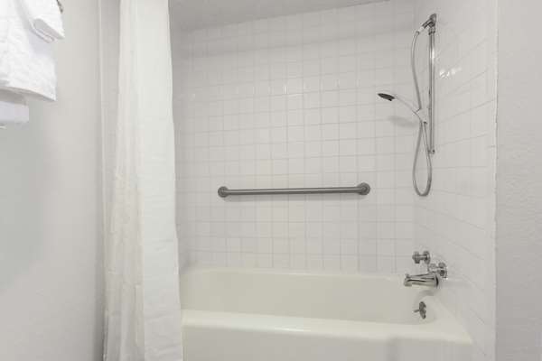  - Super 8 Motel Athens