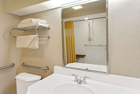  - Days Inn Eagan
