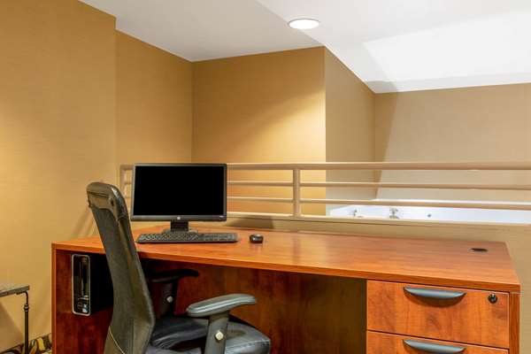 Conference Area - Days Inn Eagan