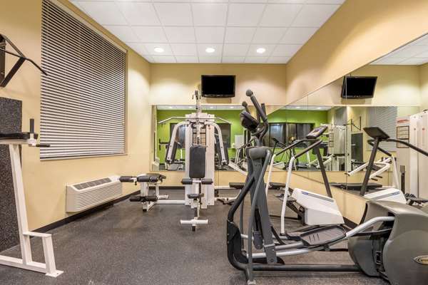Fitness/ Exercise Room - Days Inn Eagan