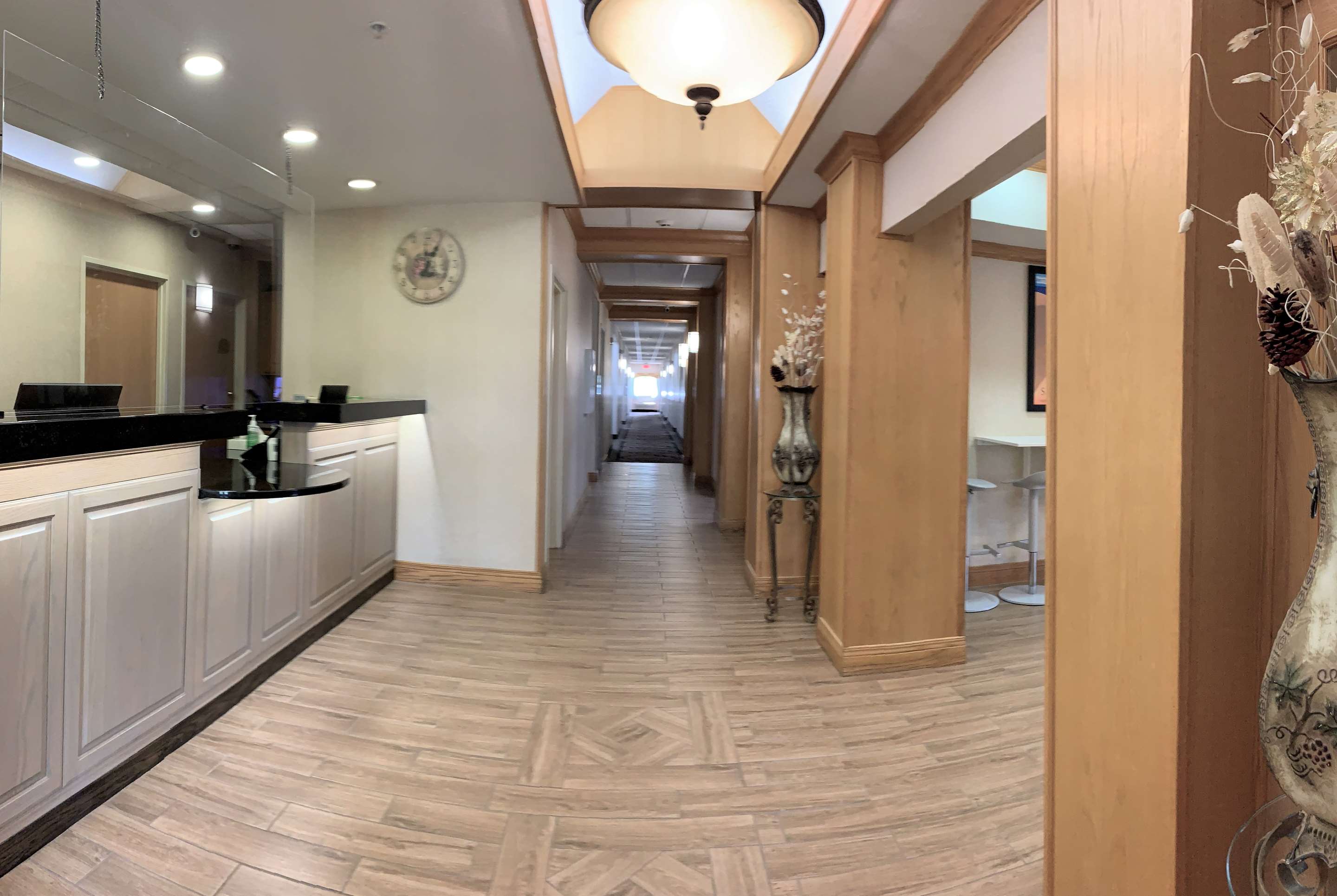 lobby view | Baymont by Wyndham Paw Paw