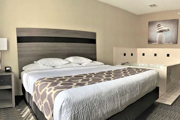  - Baymont Inn & Suites Paw Paw