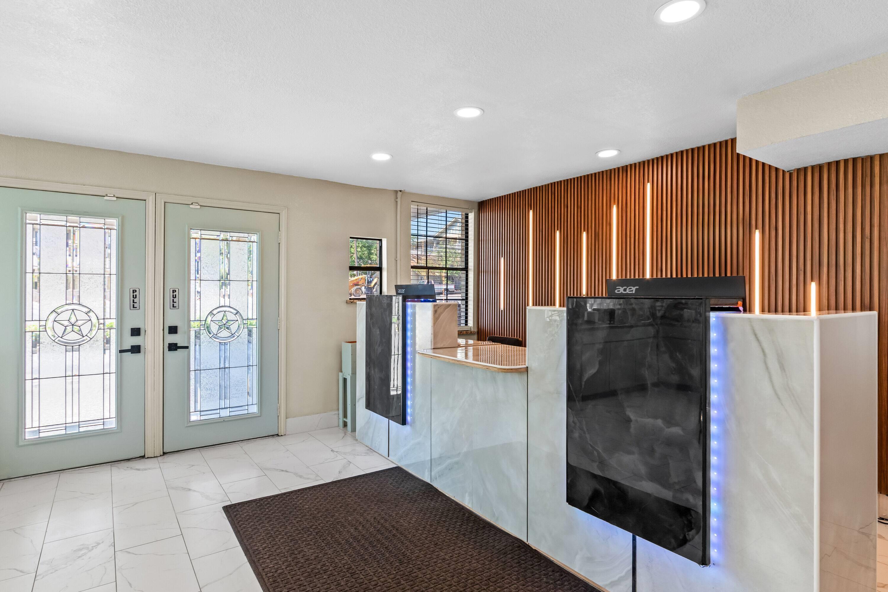 Reception | Super 8 by Wyndham Fredericksburg