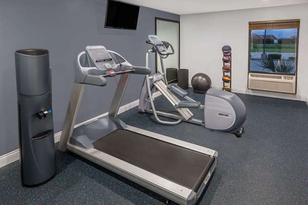 Fitness/ Exercise Room - Days Inn Galliano