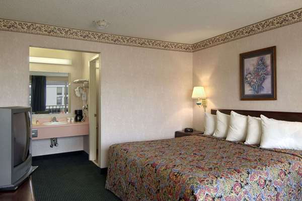  - Days Inn Jonesboro