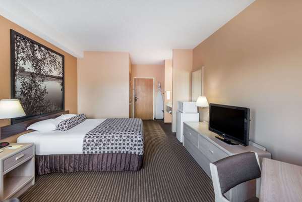  - Super 8 Hotel Fort Dodge