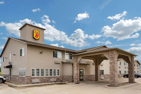Exterior view - Super 8 Hotel Fort Dodge