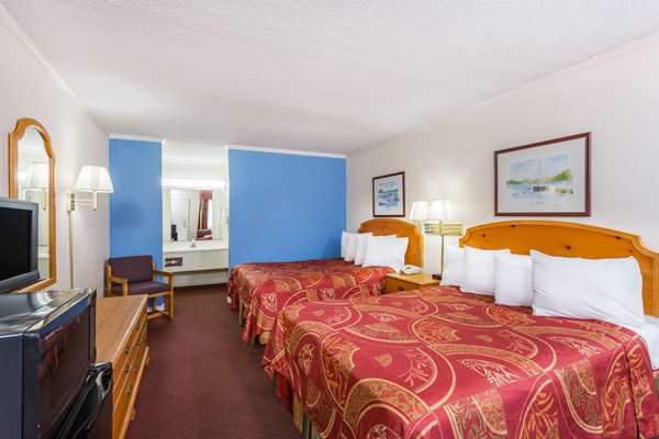  - Days Inn Summerton - I-95, Exit 108