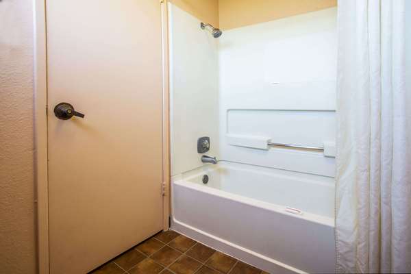  - Travelodge Turlock