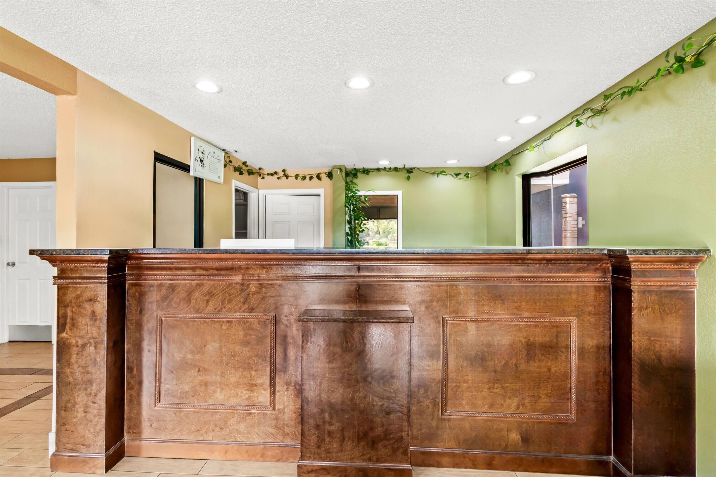 Reception | Super 8 by Wyndham Cincinnati OH