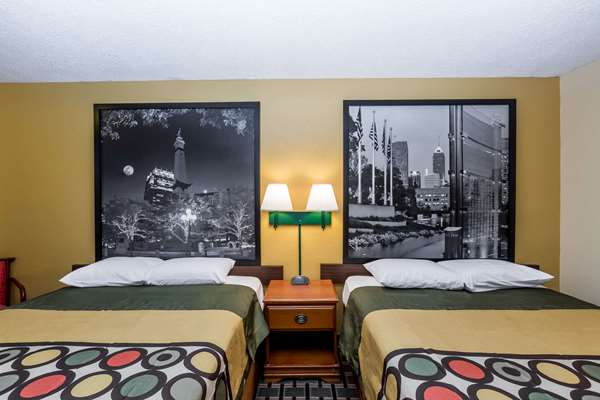  - Super 8 Hotel Indianapolis - I-65, Exit 103